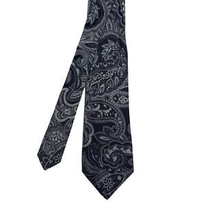 Geoffrey Beene Neck Tie Handmade 100% Silk Paisley Black Gray Long 3.25x62